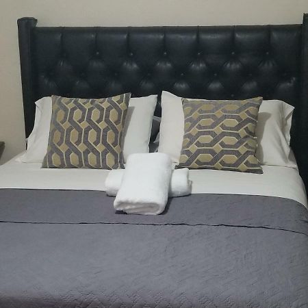 Kingston Hideaway Apartment ภายนอก รูปภาพ