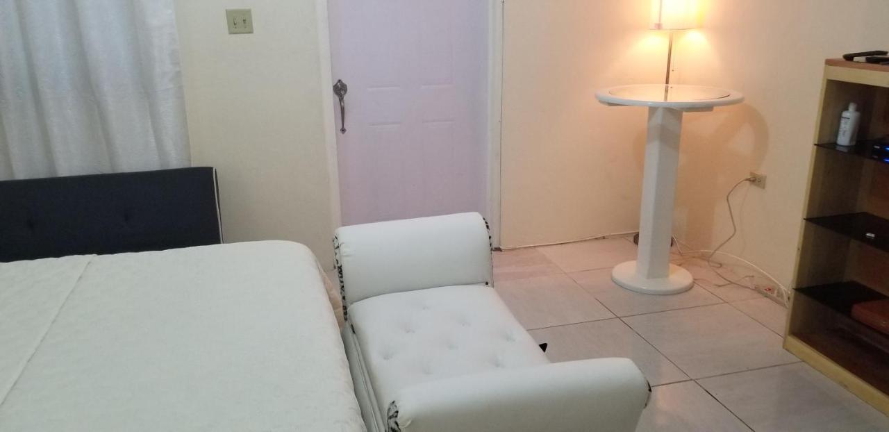 Kingston Hideaway Apartment ภายนอก รูปภาพ