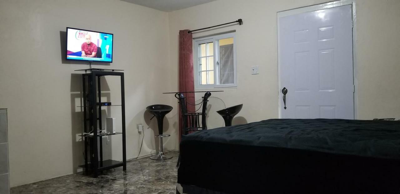 Kingston Hideaway Apartment ภายนอก รูปภาพ