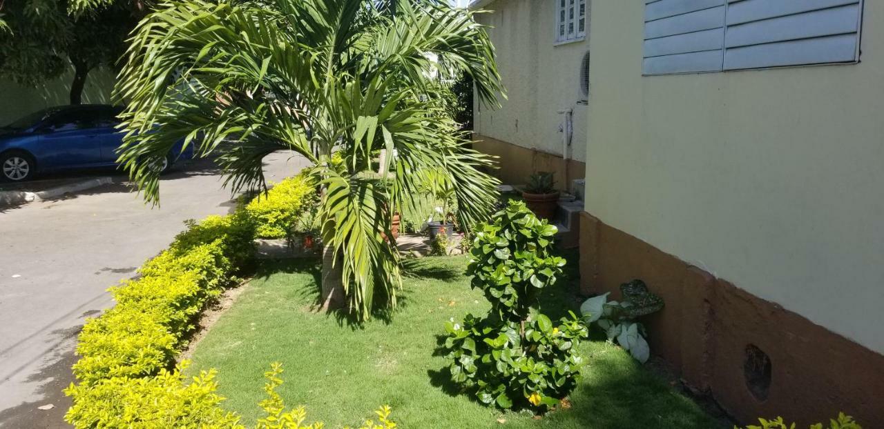 Kingston Hideaway Apartment ภายนอก รูปภาพ