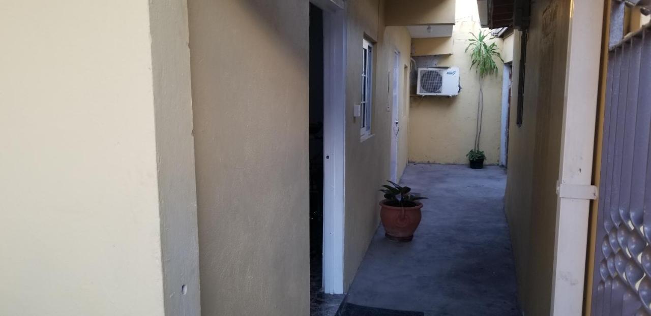 Kingston Hideaway Apartment ภายนอก รูปภาพ